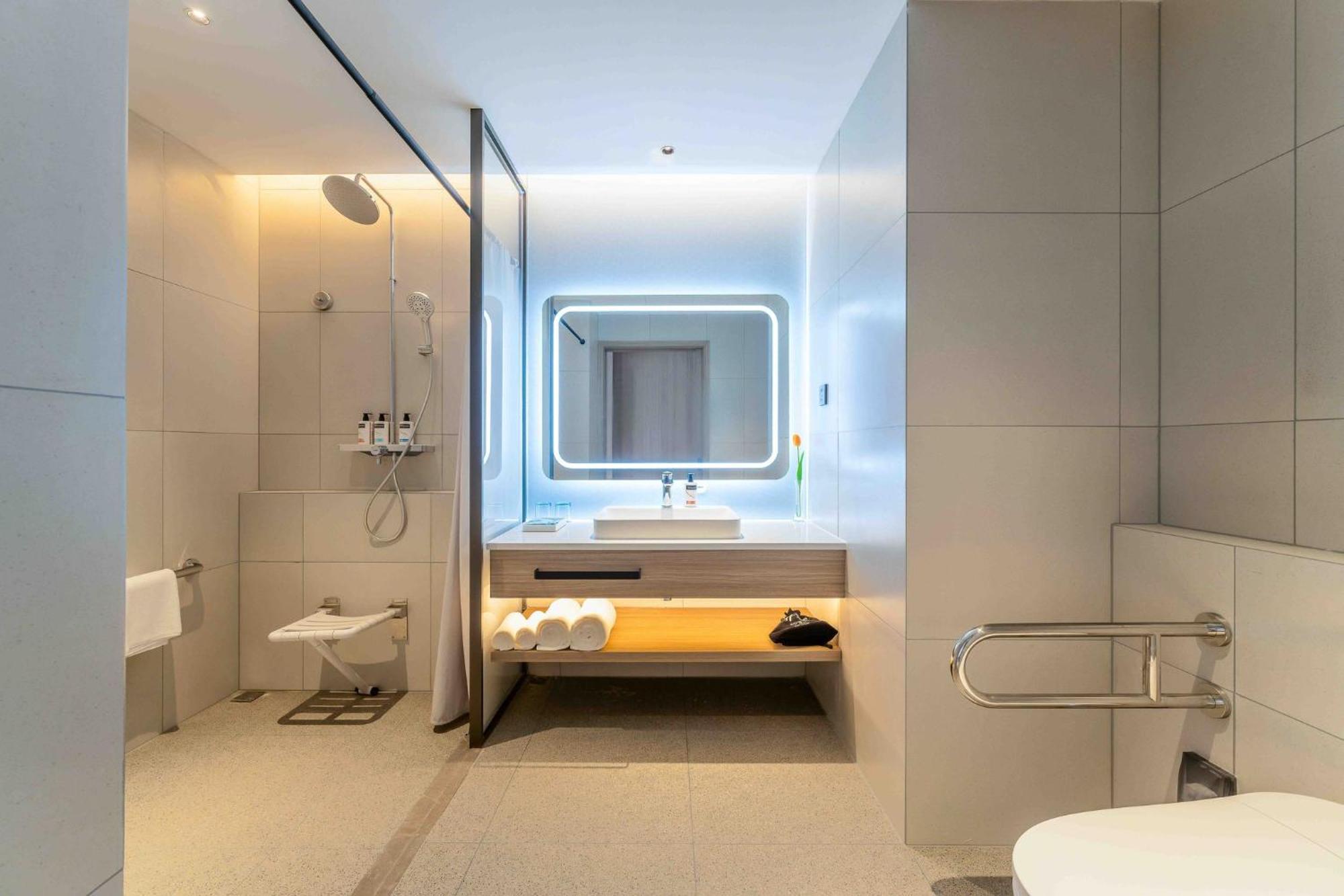 Holiday Inn Express Hangzhou Airport By Ihg Bagian luar foto